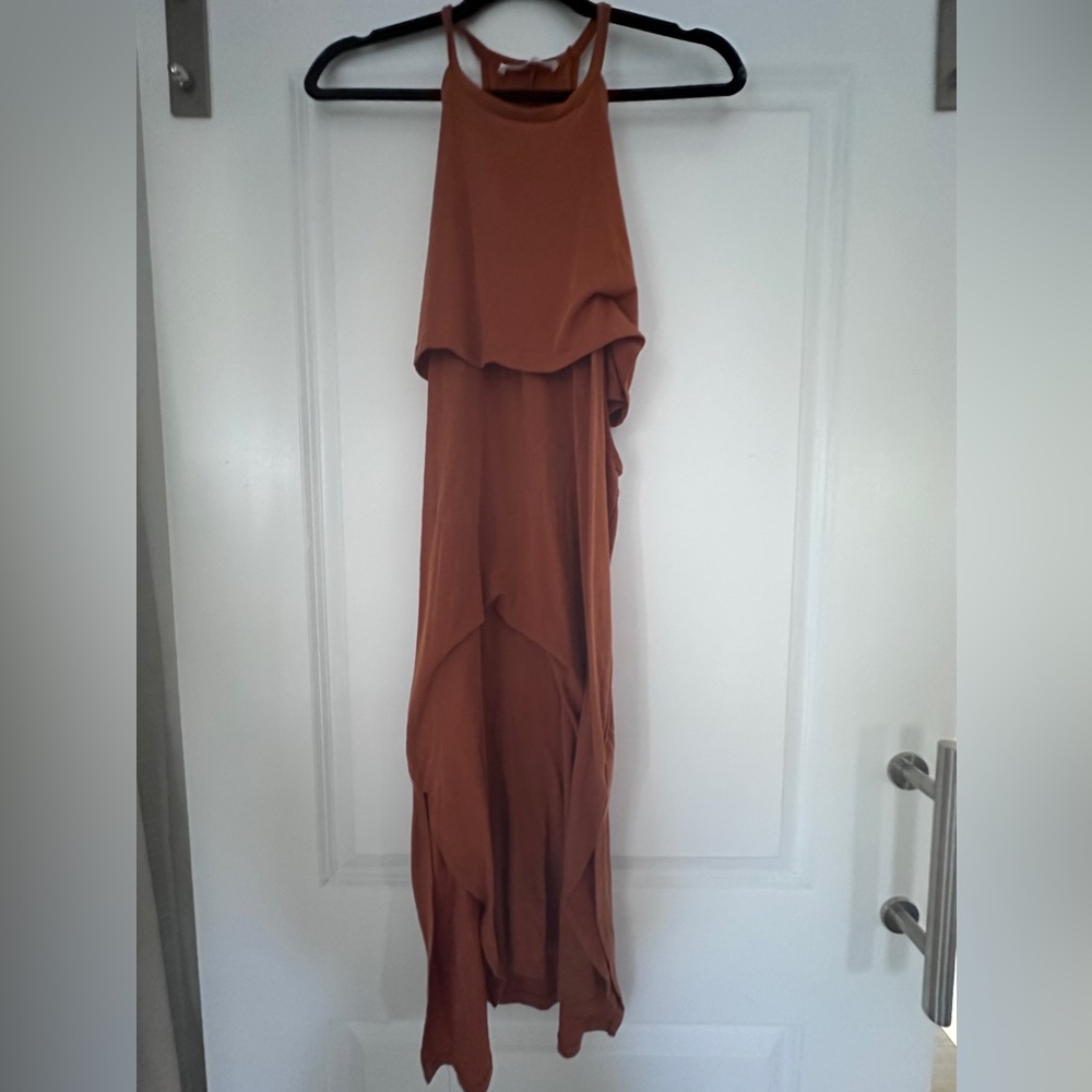 Loving this orange/burnt orange color that takes you all the way to fall